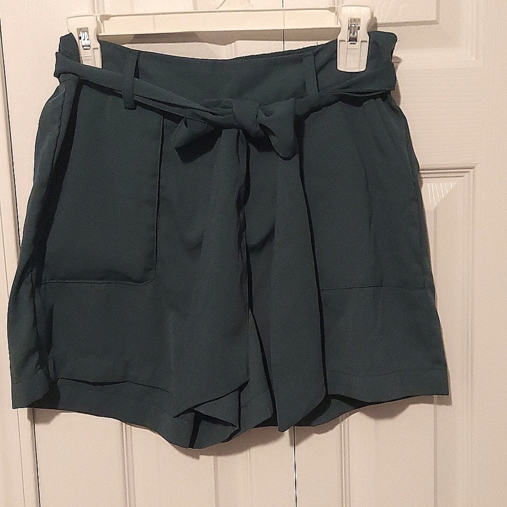 Hunter green dress shorts
